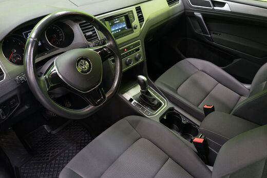 Volkswagen Golf Sportsvan vaihtoauto