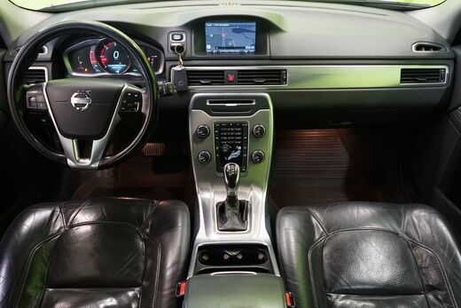 Volvo V70 vaihtoauto