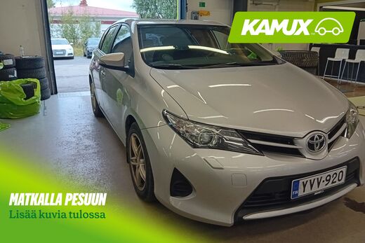 Toyota Auris vaihtoauto