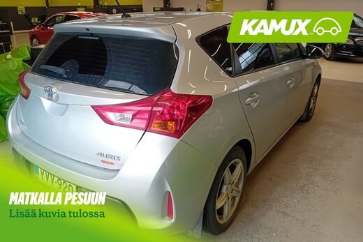 Toyota Auris vaihtoauto