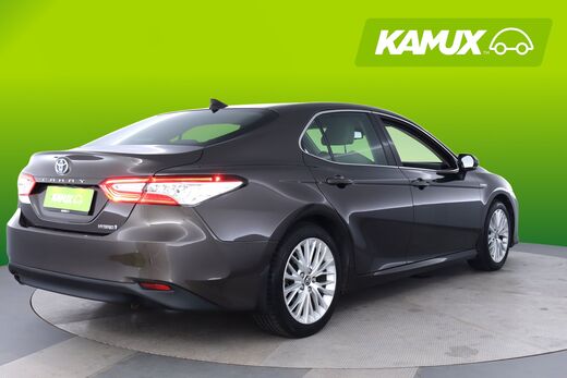 Toyota Camry vaihtoauto