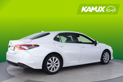 Toyota Camry vaihtoauto
