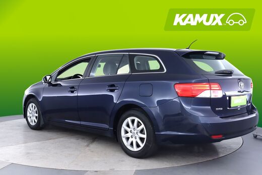 Toyota Avensis vaihtoauto