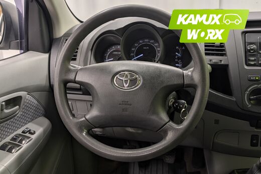 Toyota Hilux vaihtoauto