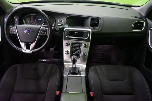 Volvo V60 Cross Country vaihtoauto