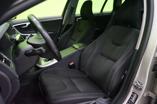 Volvo V60 Cross Country vaihtoauto