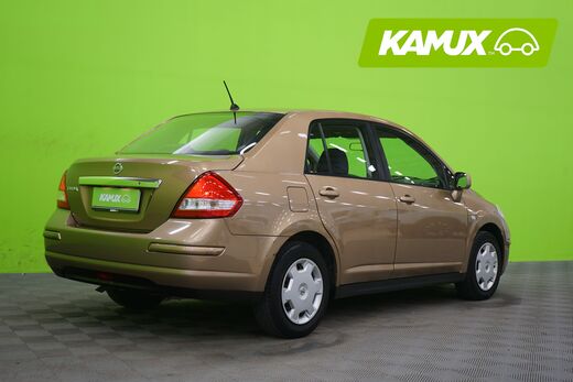 Nissan Tiida vaihtoauto