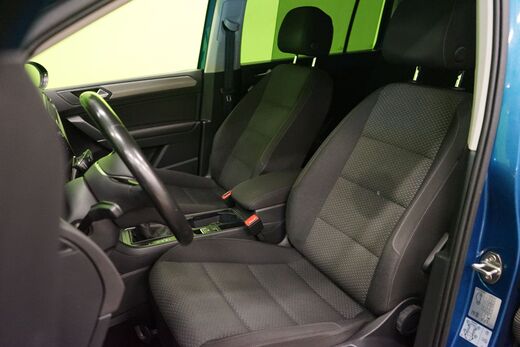 Volkswagen Touran vaihtoauto
