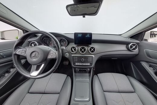 Mercedes-Benz GLA vaihtoauto