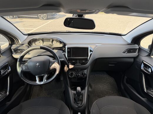 Peugeot 208 vaihtoauto