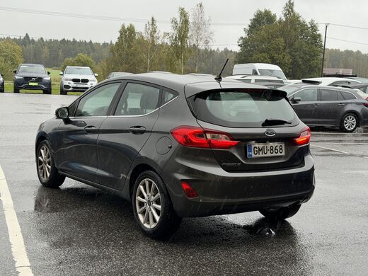 Ford Fiesta vaihtoauto