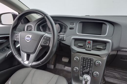 Volvo V40 Cross Country vaihtoauto