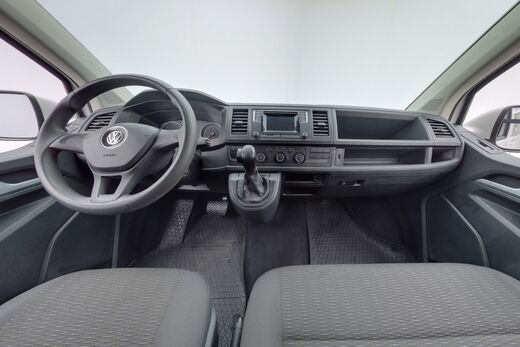 Volkswagen Caravelle vaihtoauto