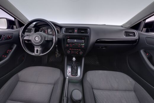Volkswagen Jetta vaihtoauto