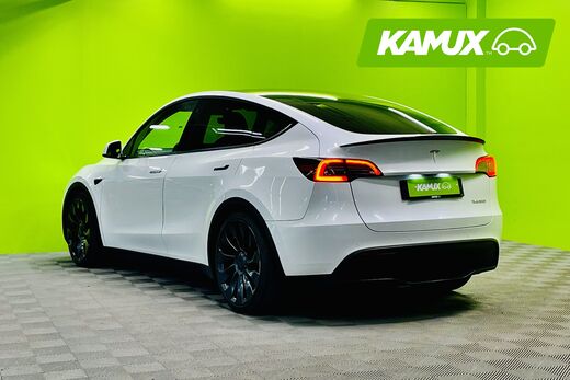 Tesla Model Y vaihtoauto