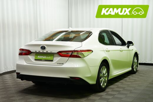 Toyota Camry vaihtoauto