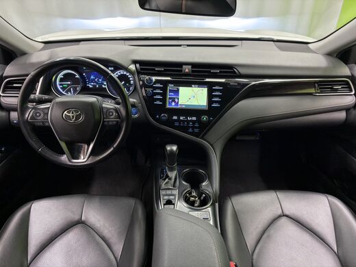 Toyota Camry vaihtoauto