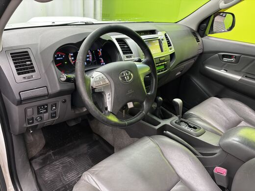 Toyota Hilux vaihtoauto