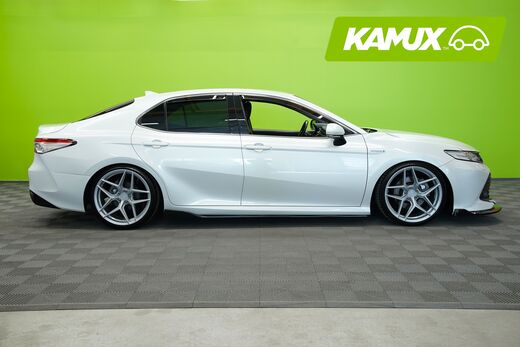 Toyota Camry vaihtoauto