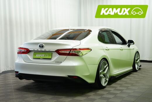 Toyota Camry vaihtoauto