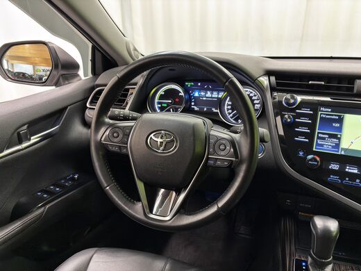 Toyota Camry vaihtoauto