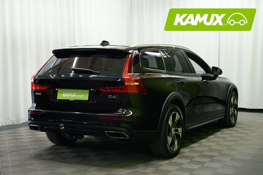 Volvo V60 Cross Country vaihtoauto