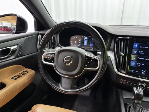 Volvo V60 Cross Country vaihtoauto