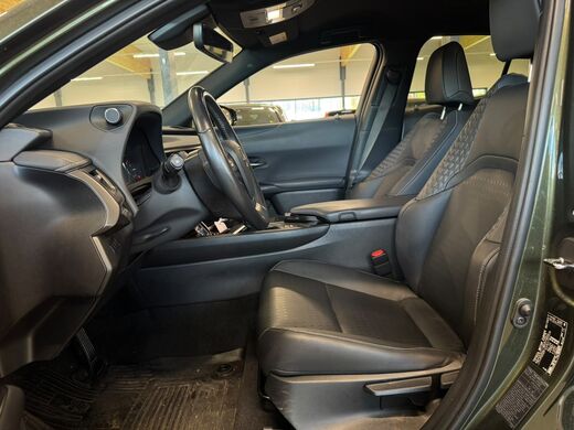 Lexus UX vaihtoauto