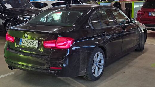 BMW 330 vaihtoauto