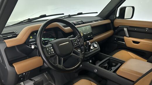 Land Rover Defender vaihtoauto