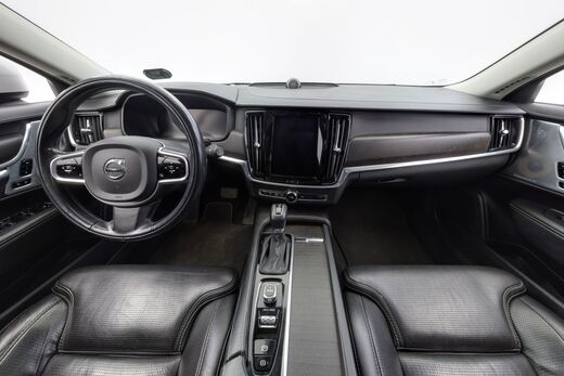 Volvo V90 Cross Country vaihtoauto