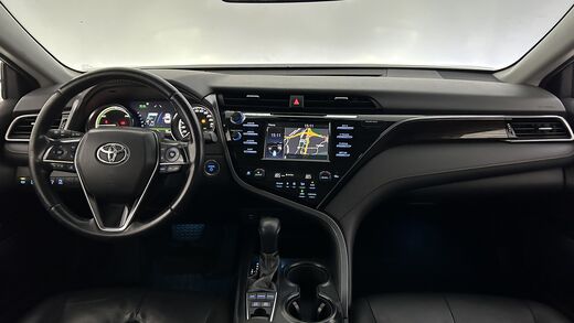 Toyota Camry vaihtoauto