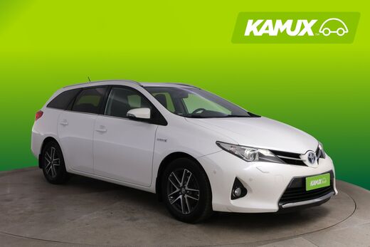 Toyota Auris vaihtoauto