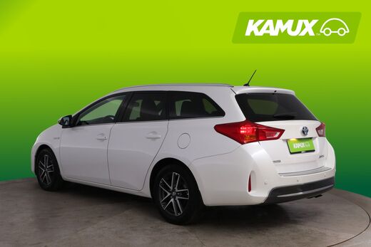 Toyota Auris vaihtoauto