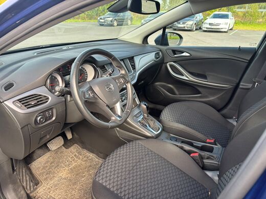 Opel Astra vaihtoauto