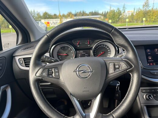 Opel Astra vaihtoauto