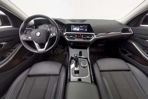 BMW 320 vaihtoauto