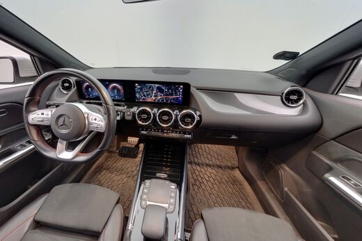Mercedes-Benz GLA vaihtoauto