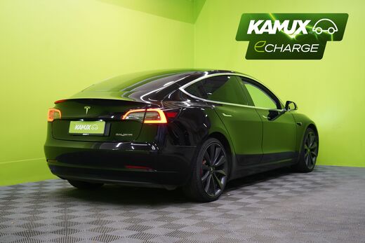 Tesla Model 3 vaihtoauto