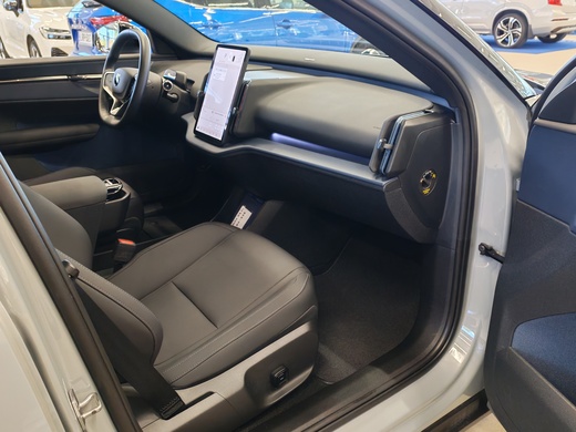 Volvo EX30 vaihtoauto