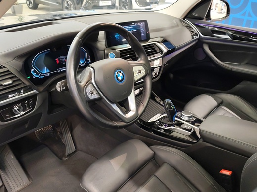 BMW iX3 vaihtoauto