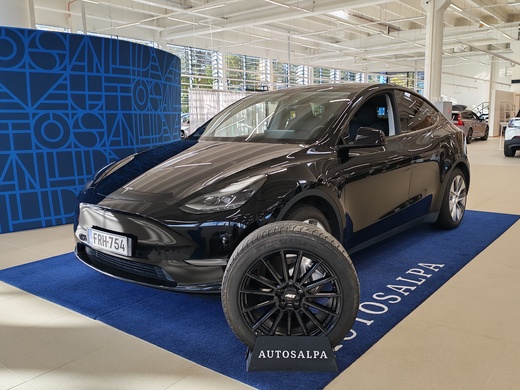 Tesla Model Y vaihtoauto