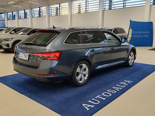 Skoda Superb vaihtoauto