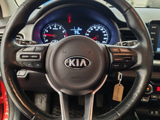 Kia Stonic vaihtoauto