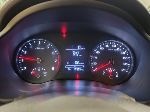 Kia Stonic vaihtoauto