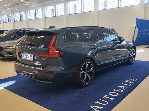 Volvo V60 vaihtoauto