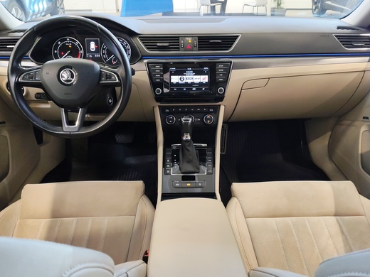 Skoda Superb vaihtoauto