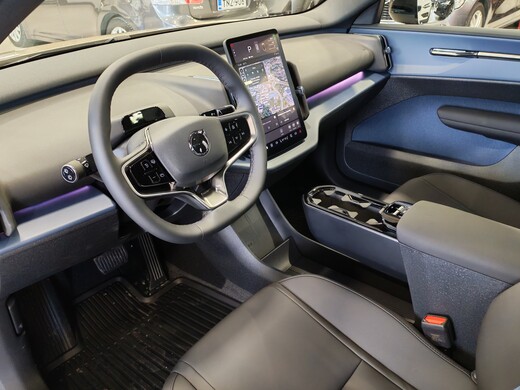 Volvo EX30 vaihtoauto