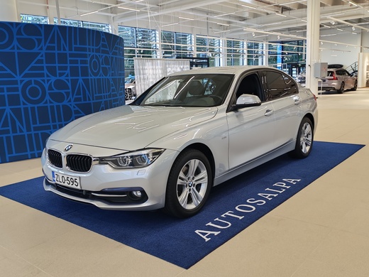 BMW 320 vaihtoauto