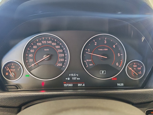 BMW 320 vaihtoauto